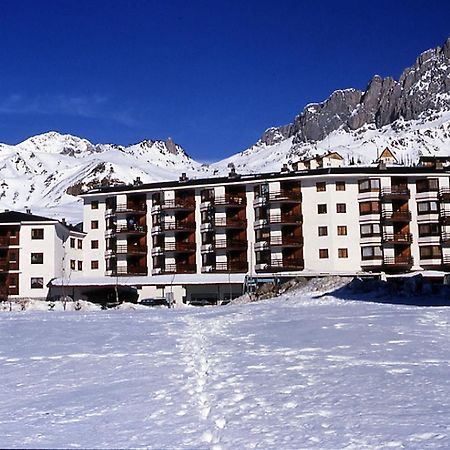 Hotel Nievesol Formigal Exteriör bild