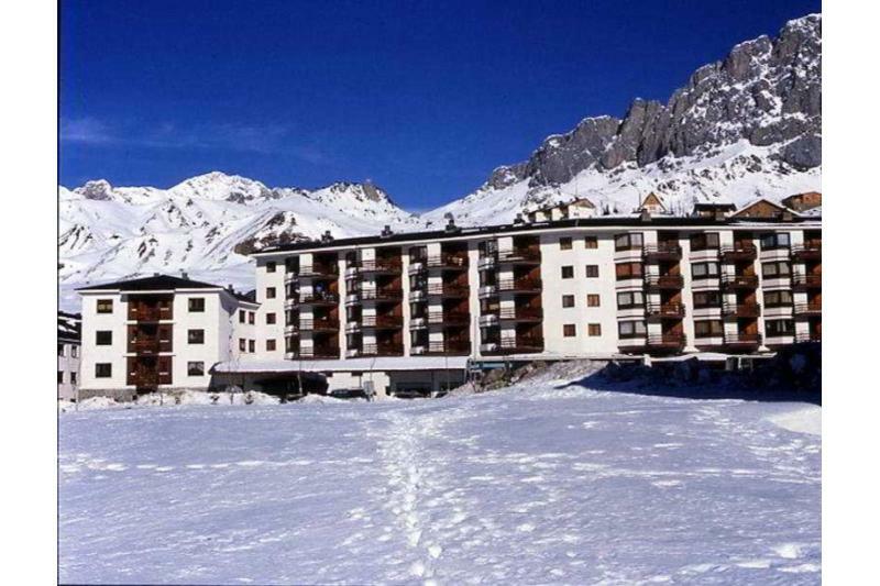 Hotel Nievesol Formigal Exteriör bild